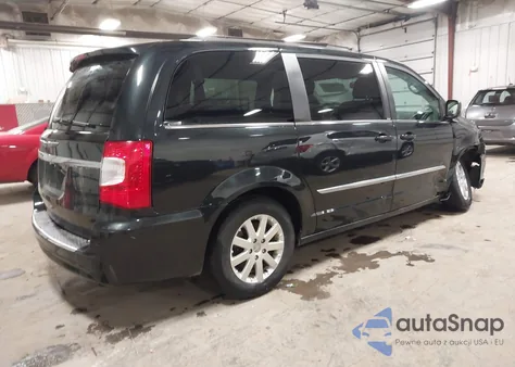 2013 Chrysler Town & Country Touring z USA, uszkodzony, nr VIN 2C4RC1BG7DR743524